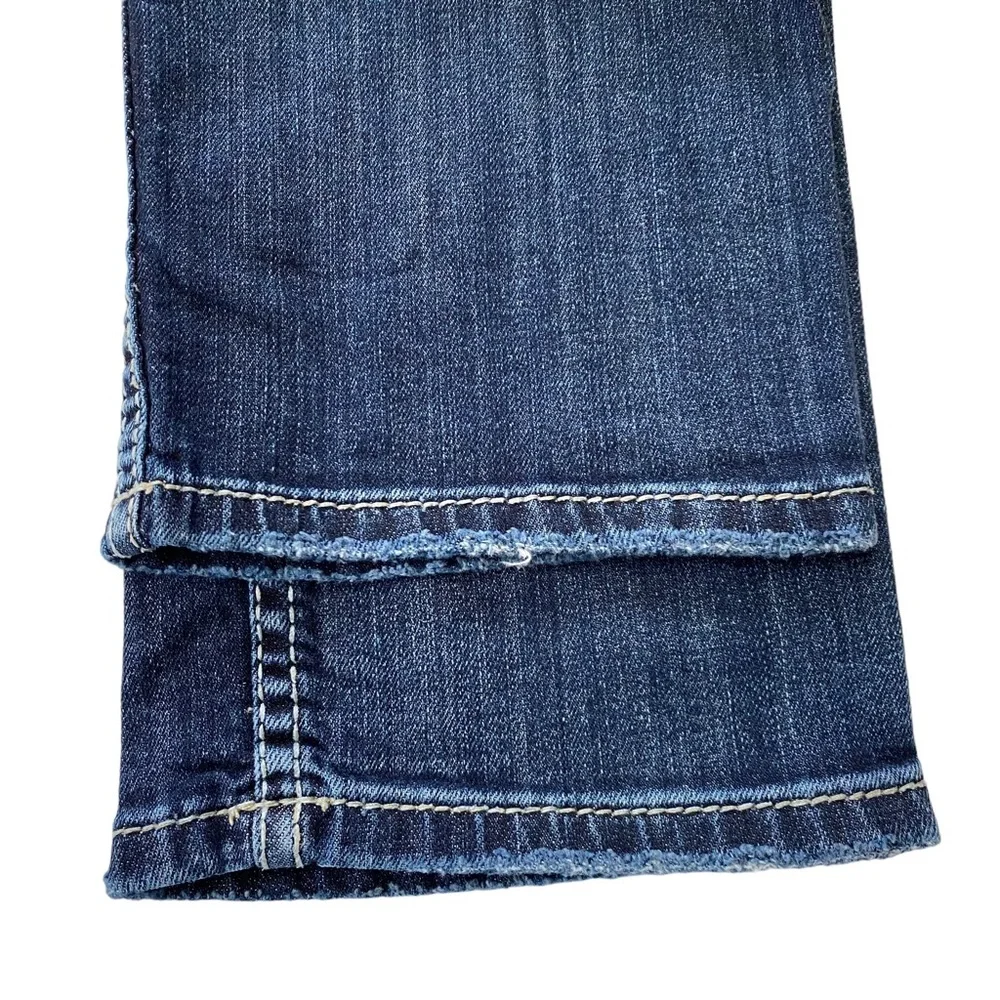 Silver Jeans Twisted Capri Distressed Denim Women’s Size W29